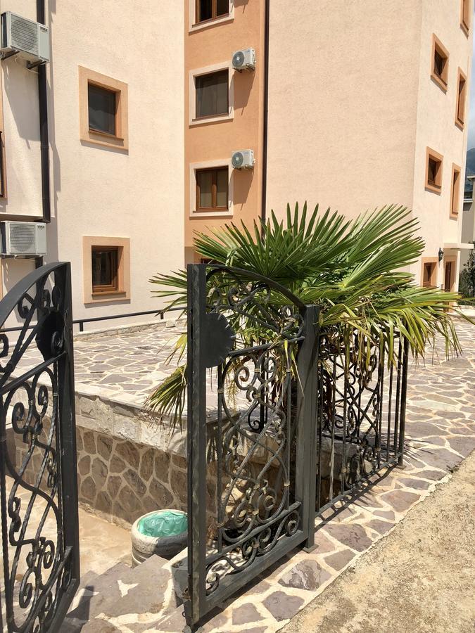 Sun&Sea Apartment Dobra Voda Exterior foto